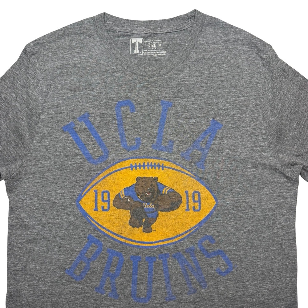 UCLA Bruins college vintage style graphics shirt